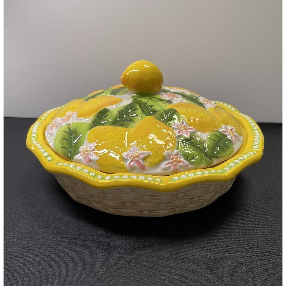 Temp-tations Tara Figural Fruit Lemon Covered Pie Dish 3D Lemon Lid 6.5"